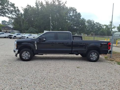 Used 2023 Ford F350 Lariat w/ Lariat Ultimate Package AWD/4WD image 4