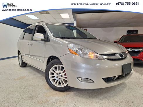 Used 2007 Toyota Sienna FWD image 31