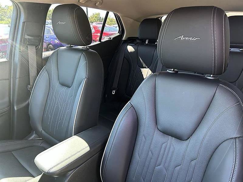 Used 2024 Buick Encore GX Avenir AWD/4WD image 28