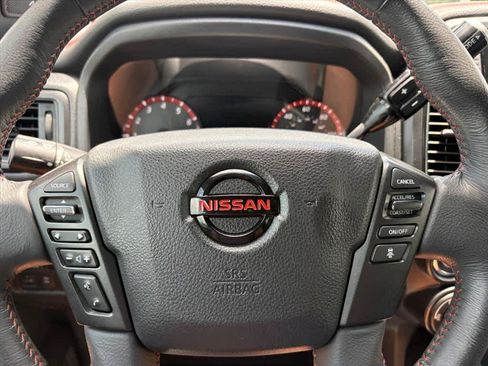 Used 2021 Nissan Titan PRO-4X w/ Pro-4x Utility Package AWD/4WD image 17