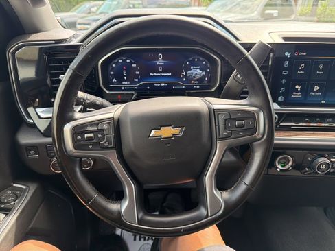 Used 2023 Chevrolet Silverado 1500 LT AWD/4WD image 24