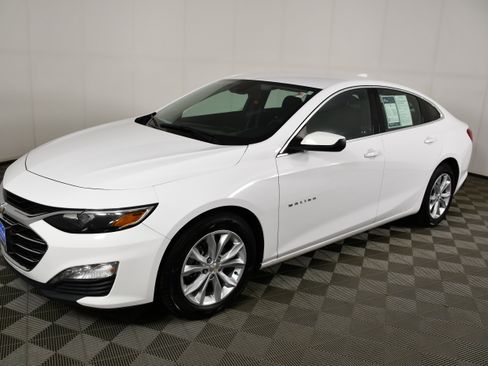 Used 2024 Chevrolet Malibu LT FWD image 10