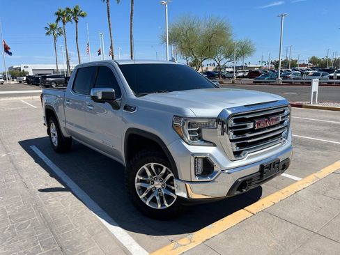 Used 2019 GMC Sierra 1500 SLT w/ SLT Premium Package AWD/4WD image 12