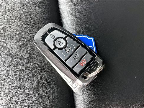 Used 2023 Ford Explorer XLT w/ Equipment Group 202A AWD/4WD image 6
