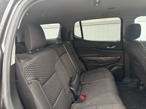 Used 2019 GMC Acadia SLE FWD image 28