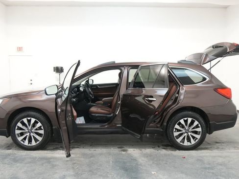 Used 2019 Subaru Outback 3.6R Touring image 32
