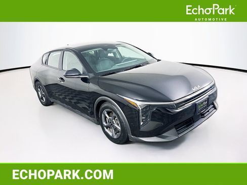 Used 2025 Kia K4 FWD image 1