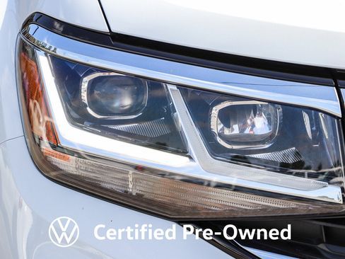 Used 2023 Volkswagen Atlas SE w/ Panoramic Sunroof Package AWD/4WD image 5