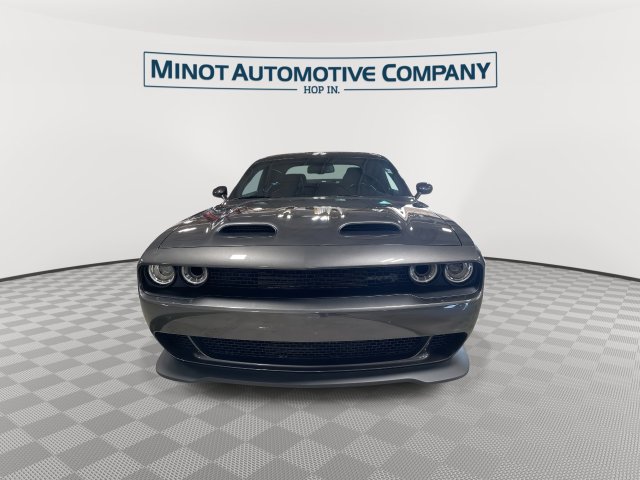 Used 2022 Dodge Challenger SRT Hellcat RWD image 3