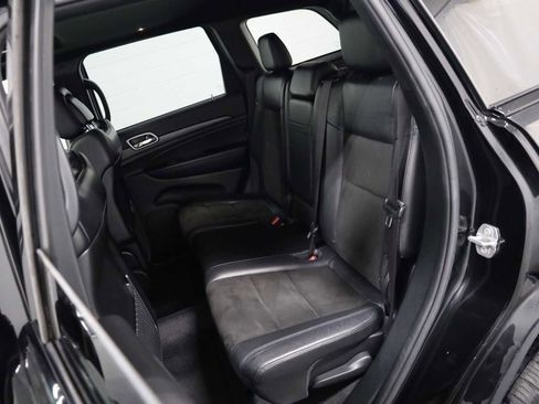 Used 2019 Jeep Grand Cherokee Altitude AWD/4WD image 34