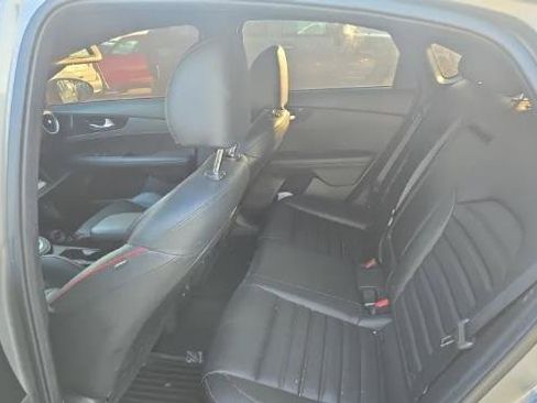 Used 2022 Kia Forte GT w/ GT2 Package FWD image 4