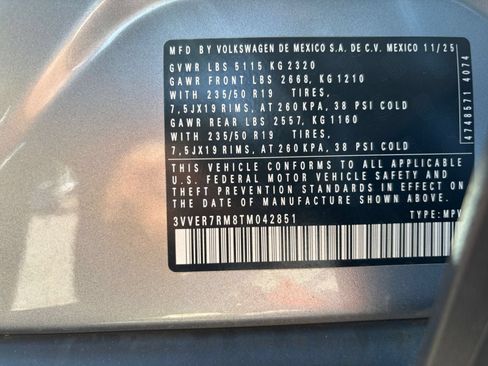 Used 2026 Volkswagen Tiguan SE AWD/4WD image 29