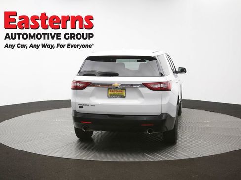 Used 2021 Chevrolet Traverse LS AWD/4WD image 37