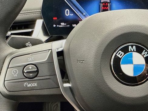 Used 2025 BMW X1 xDrive28i AWD/4WD image 11