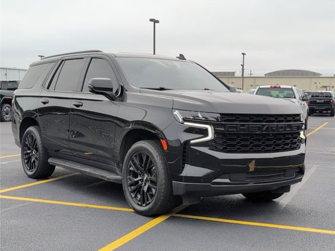 Used 2023 Chevrolet Tahoe RST w/ Luxury Package AWD/4WD image 9