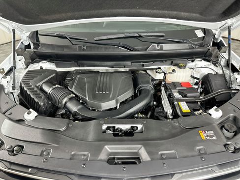 Used 2025 Chevrolet Traverse LT FWD image 35