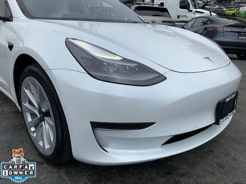 Used 2022 Tesla Model 3 Standard Range RWD image 74