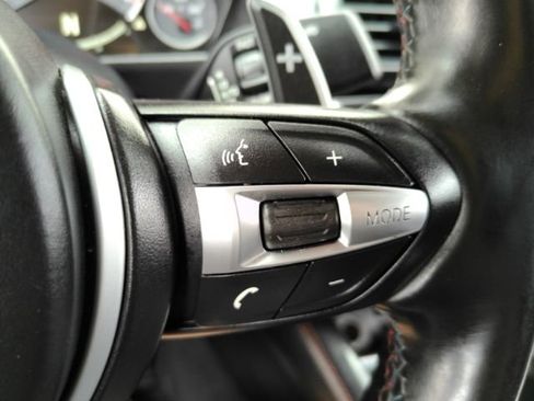 Used 2019 BMW M4 CS w/ Executive Package image 31