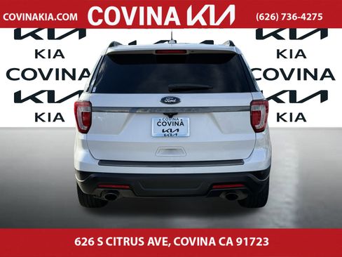 Used 2018 Ford Explorer XLT w/ Equipment Group 202A image 7