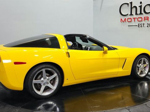 Used 2006 Chevrolet Corvette Coupe w/ Preferred Equipment Group RWD image 12