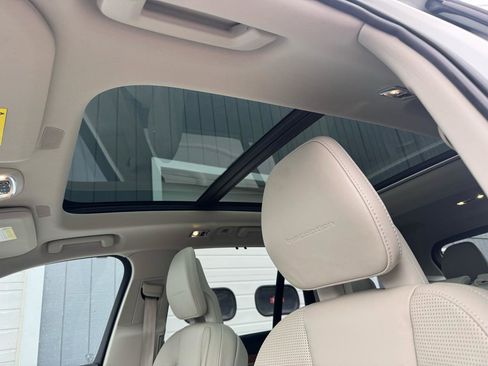 Used 2017 Volvo XC90 T6 Inscription w/ Vision Package image 8