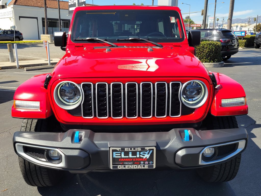 Used 2024 Jeep Wrangler Unlimited Sahara w/ Safety Group AWD/4WD image 31