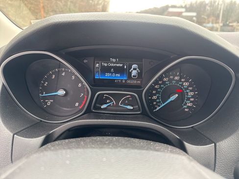 Used 2012 Ford Focus Titanium image 7