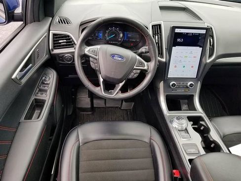 Certified 2023 Ford Edge ST-Line AWD/4WD image 18