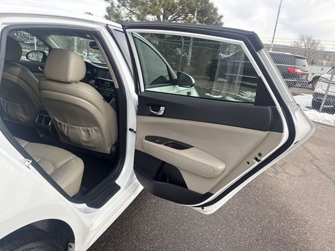 Used 2018 Kia Optima EX image 23