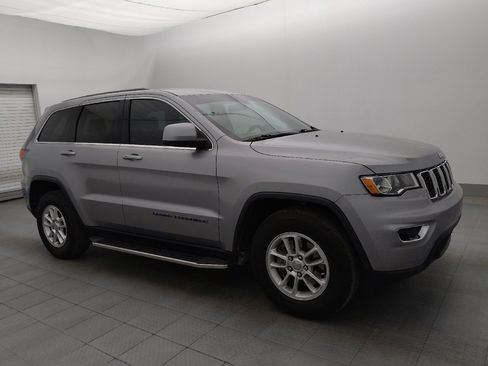 Used 2018 Jeep Grand Cherokee Laredo image 11