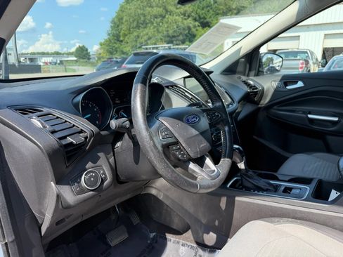 Used 2017 Ford Escape Titanium w/ Canadian Touring Package AWD/4WD image 17