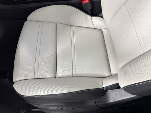 Used 2026 Porsche Cayenne S image 14