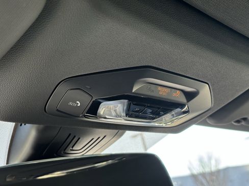 Certified 2025 BMW 430i Convertible image 28