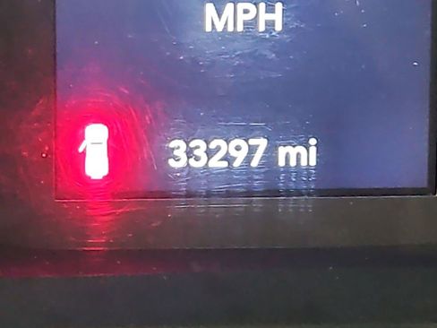 Used 2025 Jeep Wrangler Sport S image 18