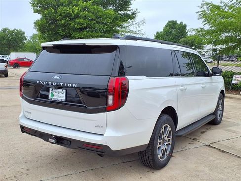New 2026 Ford Expedition Max Active RWD image 4