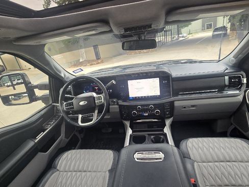 Used 2024 Ford F250 Limited w/ FX4 Off-Road Package AWD/4WD image 13