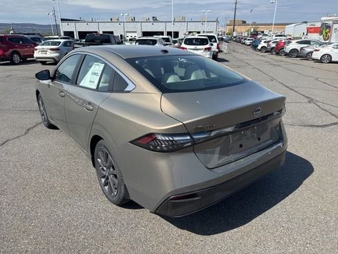 New 2026 Nissan Sentra SL w/ Floor Mat Package FWD image 8