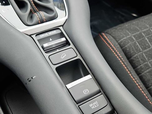 Certified 2024 Honda HR-V Sport image 9