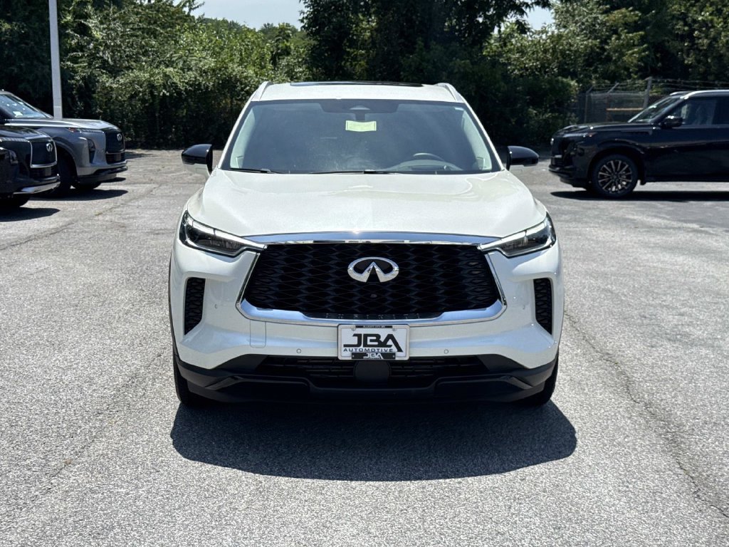 Certified 2025 INFINITI QX60 Luxe w/ Vision Package AWD/4WD image 22