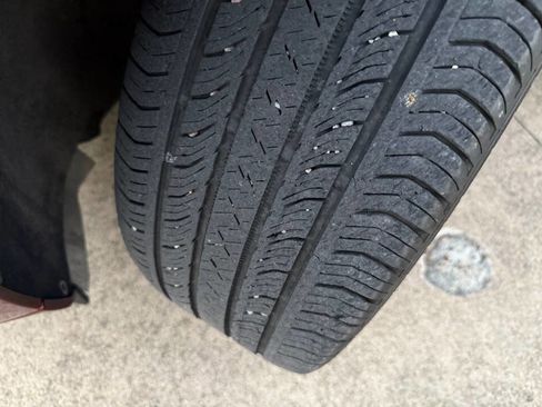 Used 2021 Buick Envision Avenir w/ Technology Package II image 39