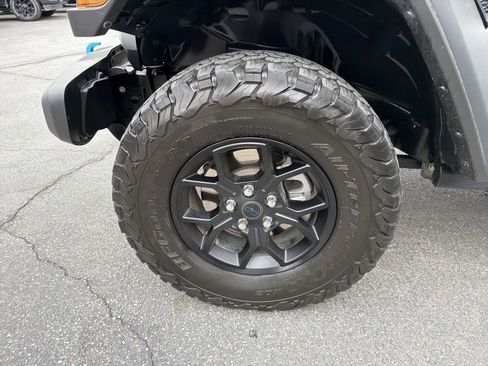 Used 2024 Jeep Wrangler Willys image 15