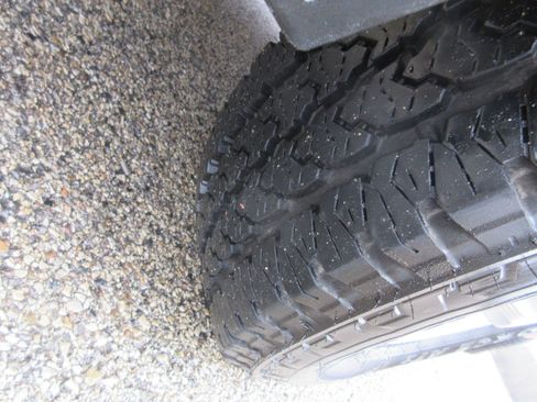 Used 2019 GMC Savana 3500 w/ Driver Convenience Package image 24