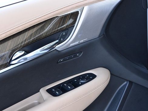 Used 2021 Cadillac XT6 Premium Luxury w/ Platinum Package image 24