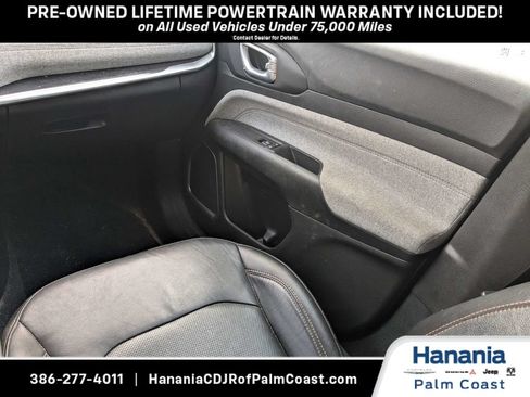 Used 2022 Jeep Compass Latitude AWD/4WD image 17