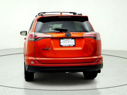 Used 2016 Toyota RAV4 LE FWD image 6