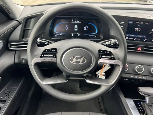 New 2026 Hyundai Elantra SE FWD image 13