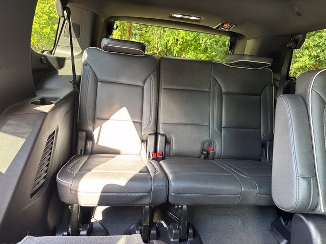 Used 2025 Chevrolet Tahoe Premier AWD/4WD image 30