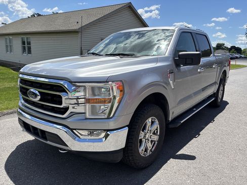 Used 2021 Ford F150 XLT w/ Equipment Group 301A Mid AWD/4WD image 7