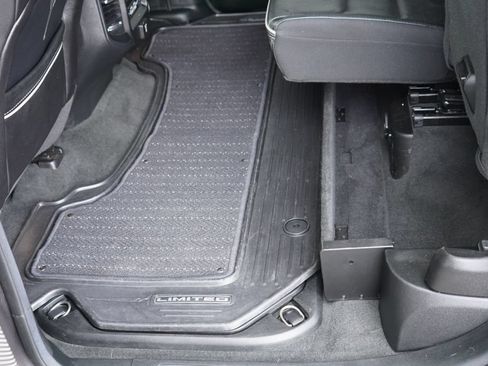 Used 2020 RAM 1500 Limited AWD/4WD image 33
