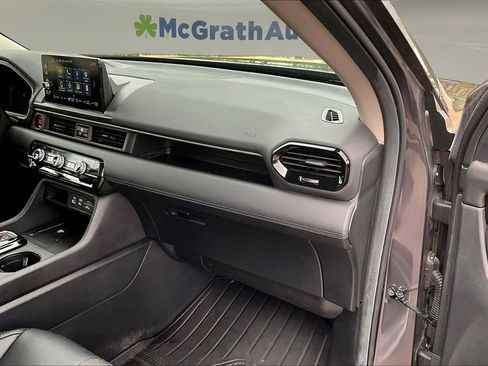 Used 2025 Honda Pilot EX-L image 27